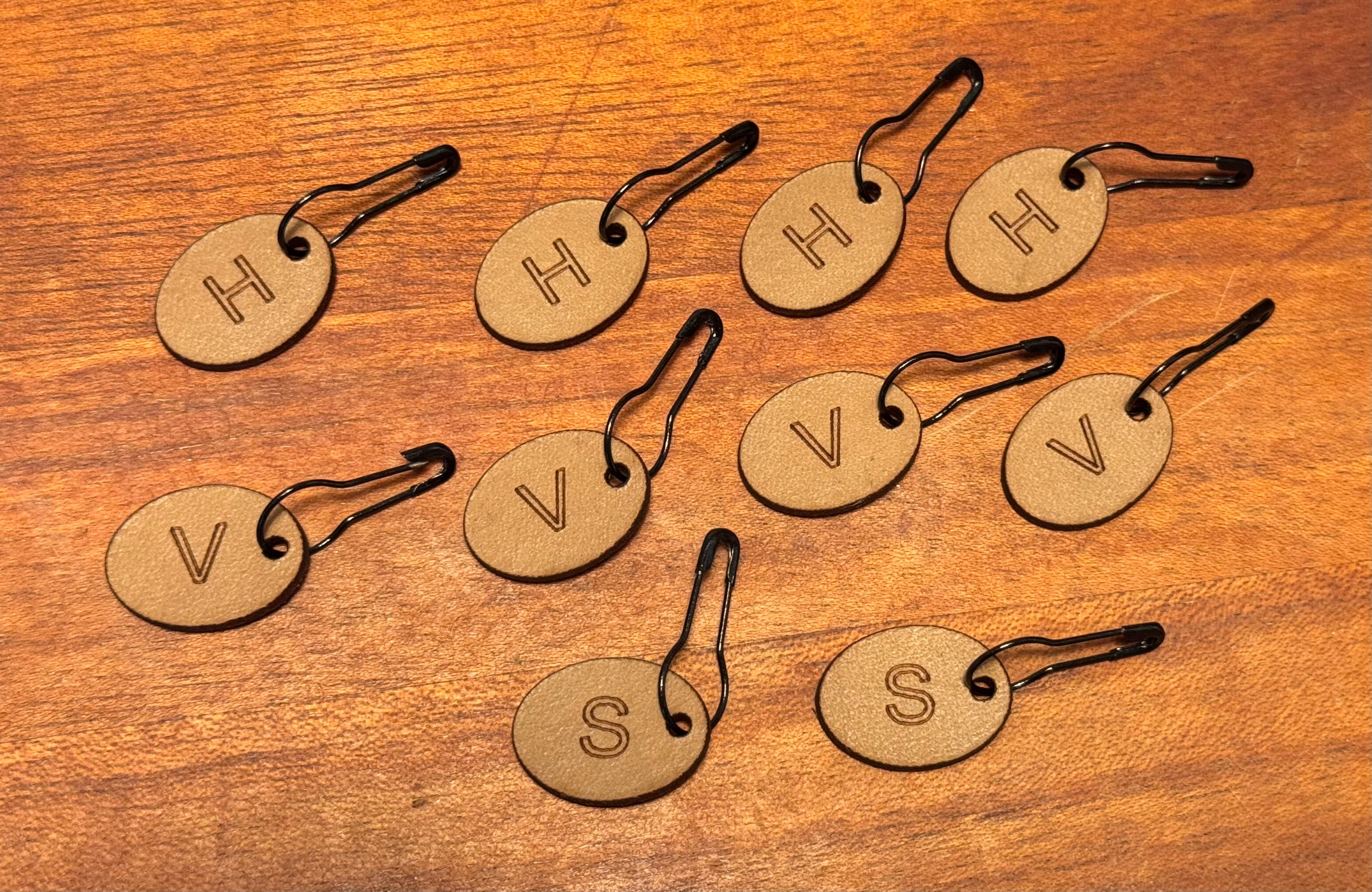 Maskemarkører - 4 stk "H", 4 stk "V" samt 2 stk "S"