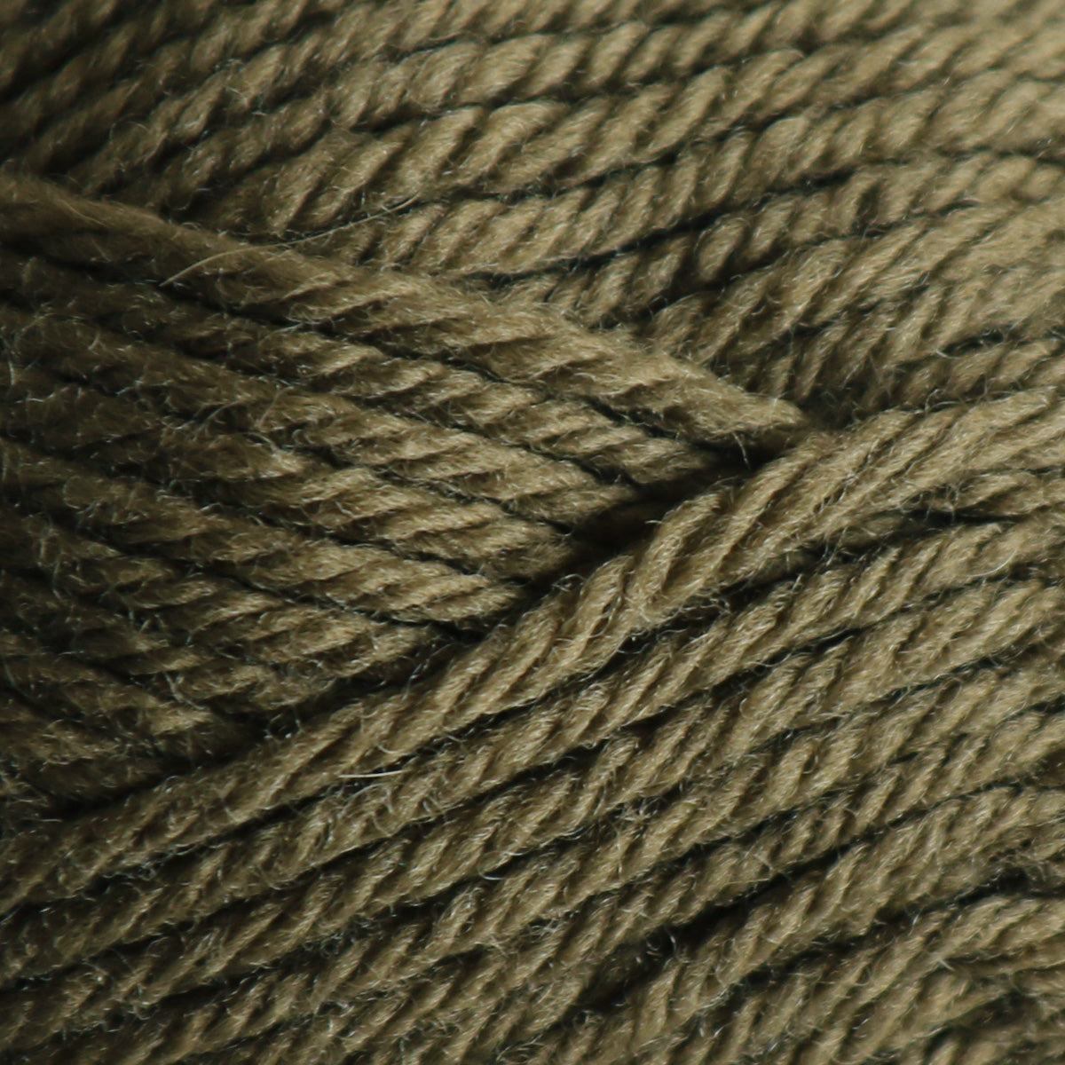 Peruvian Highland Wool 386 Olive Noir