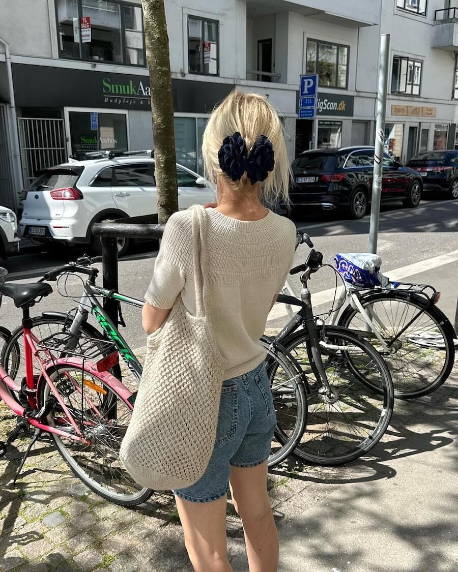 PetiteKnit Anker tee og breeze bag