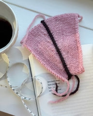 PetiteKnit Linea Sweater Atlas prøve