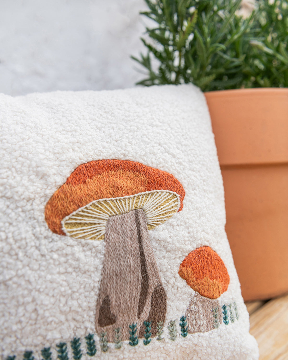 Home Decor embroidery book Permin