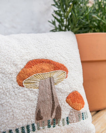 Home Decor embroidery book Permin
