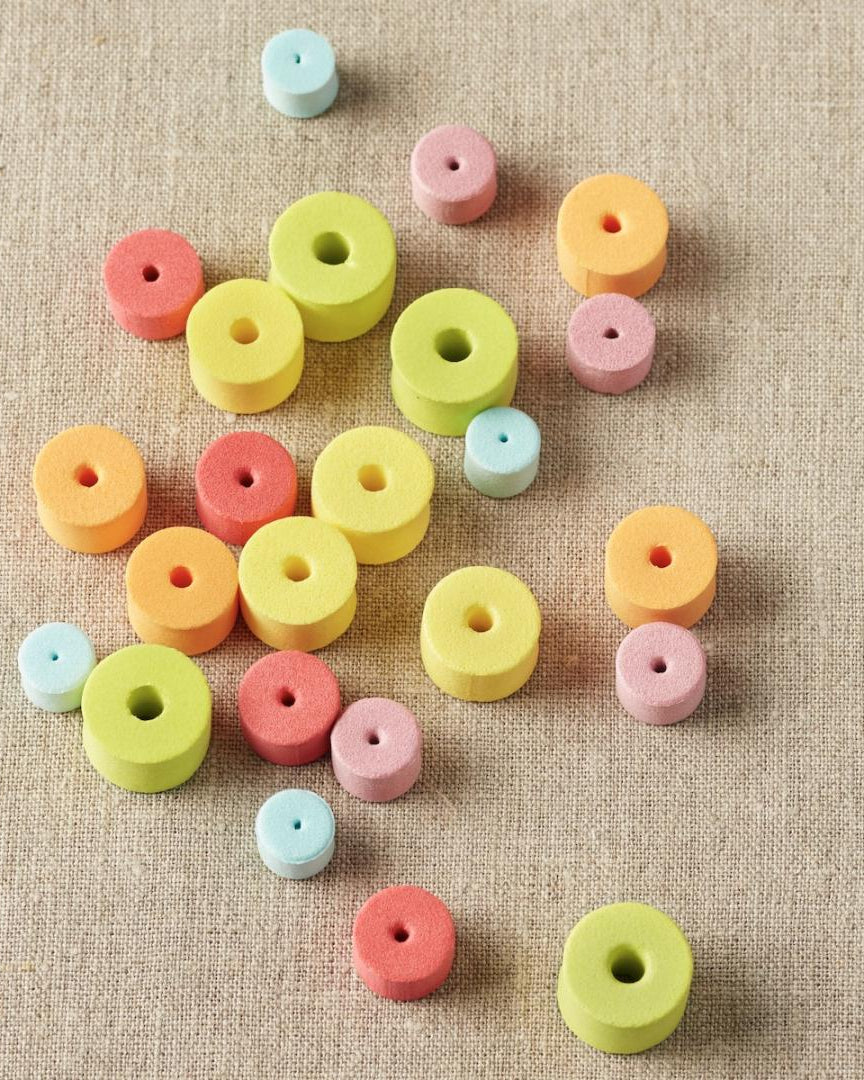 Cocoknits Farverige Colorful Stitch Stoppers