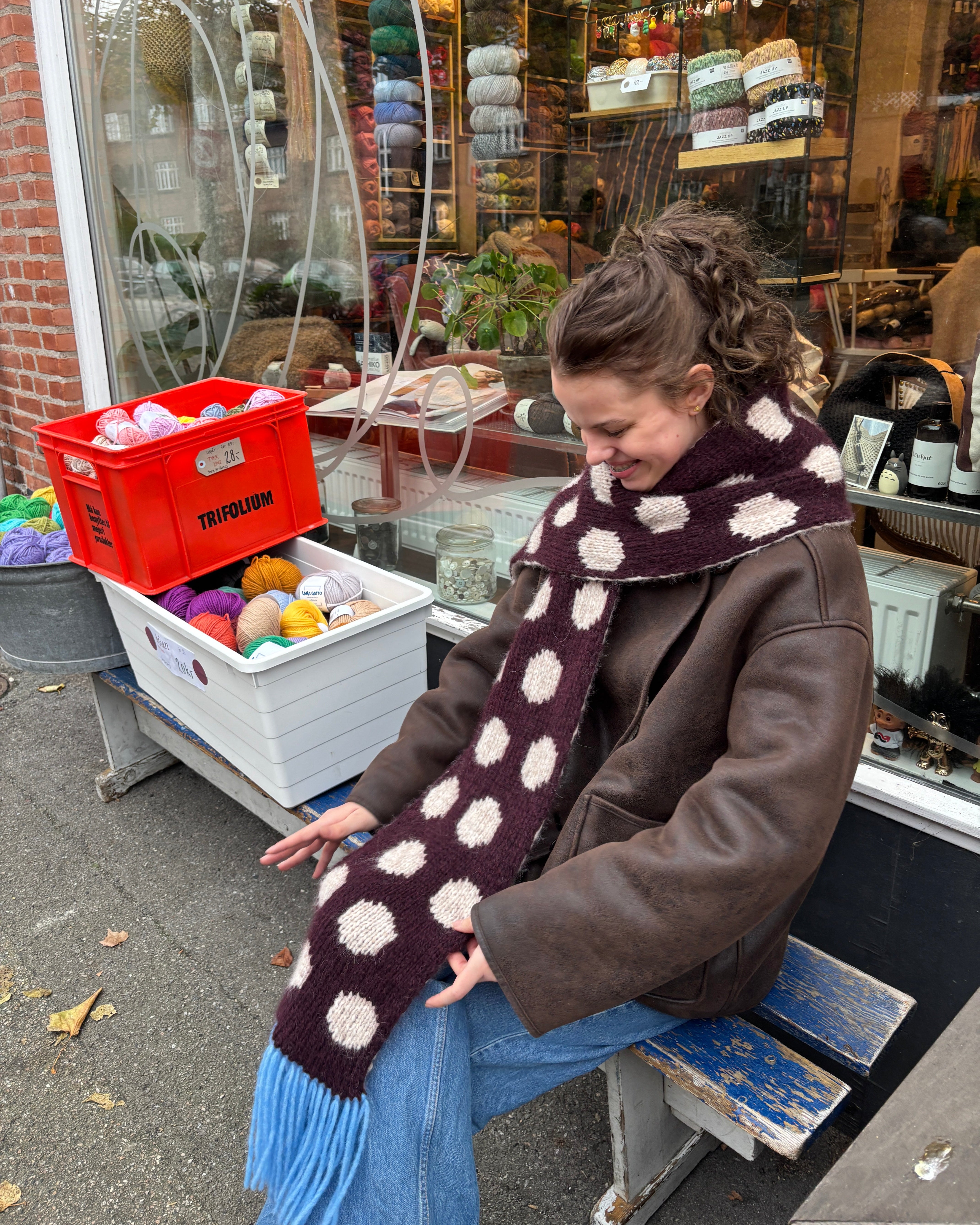 Big Dot Scarf Strikkeopskrift