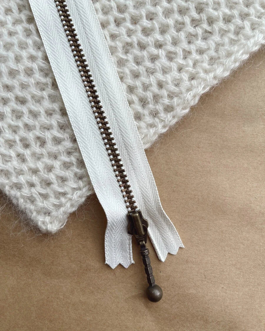 Petiteknit Lynlås 14 cm Perlemor