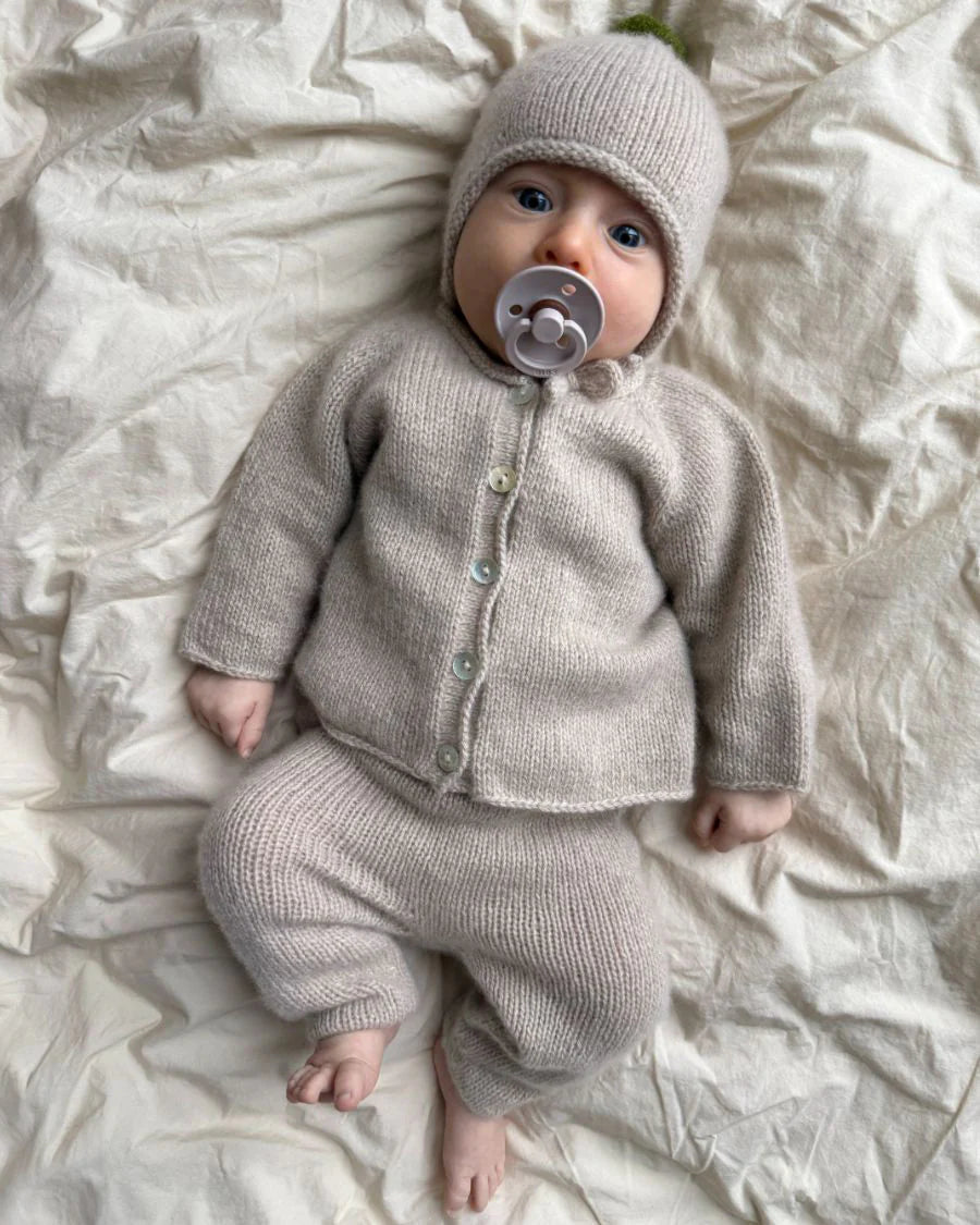 PetiteKnit Cleo baby set Sandnes Cashmere Double Sunday 23 masker