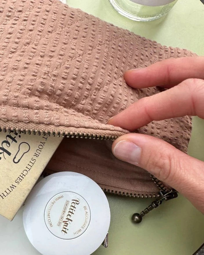 Knitter's Tool Purse - Praline Seersucker